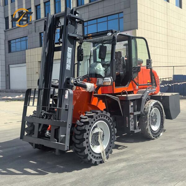 8 Tons Off-Road Forklift