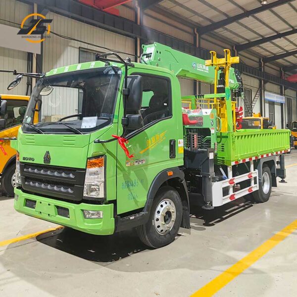 8T Crane