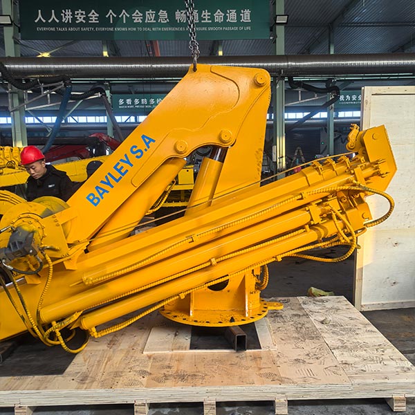 Knuckle boom crane